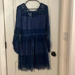 Doe & Roe Lace Dress M